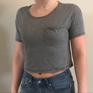 Grey boxy crop fit pocket tee